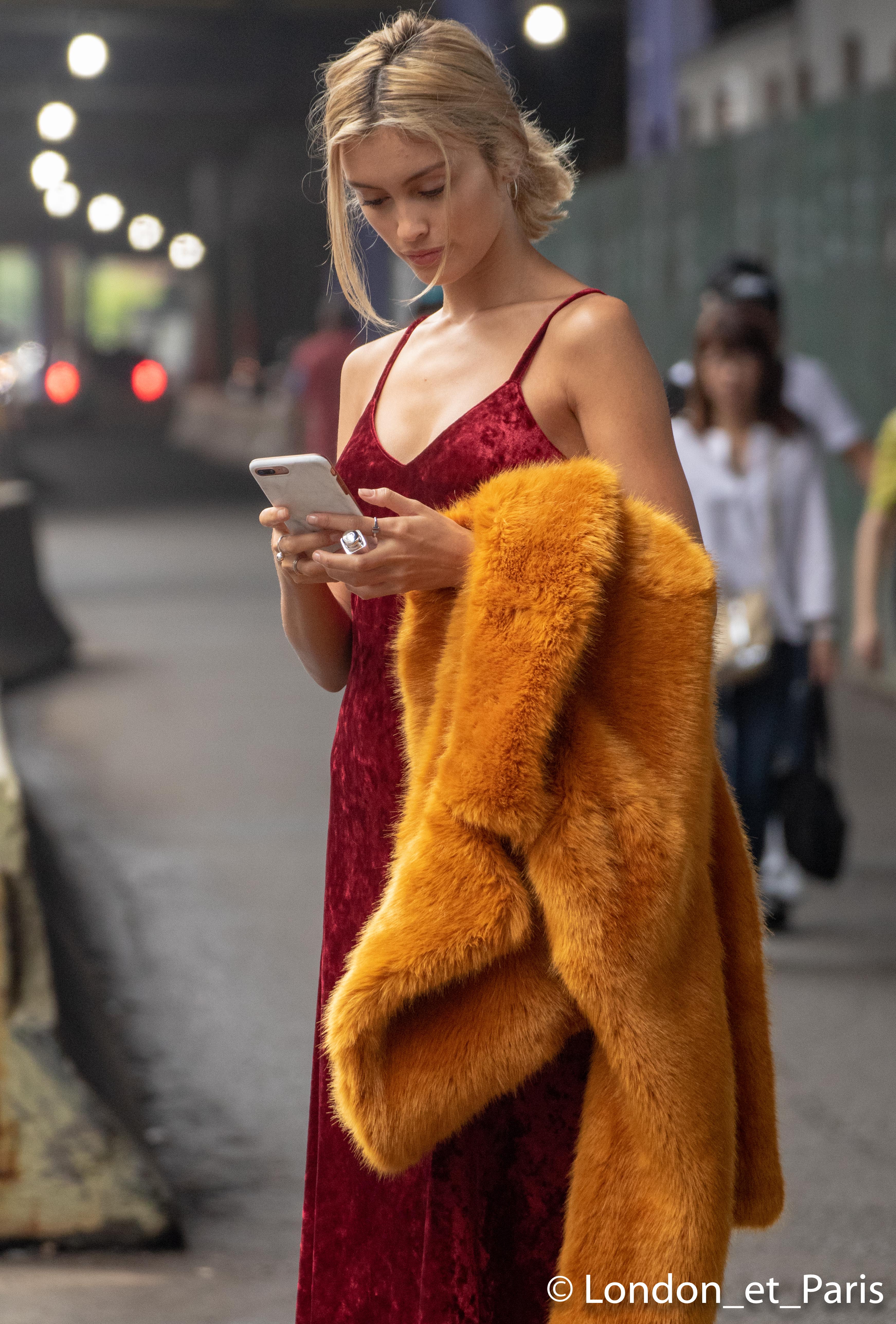Sara Ellen New York Fashion Week Michael Kors Street Style SS19 NYFW