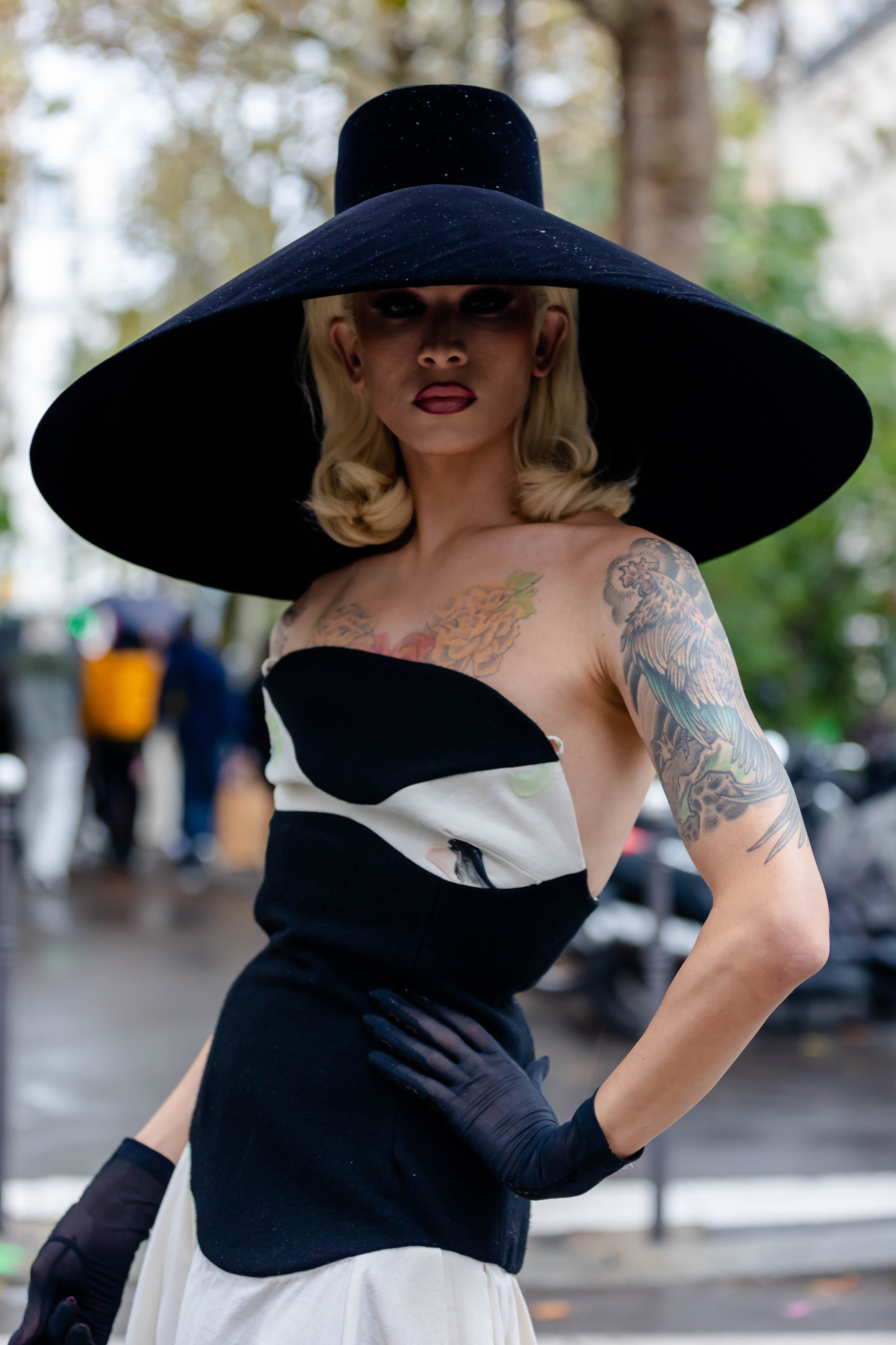 Miss Fame Street Style before MaitrePierre Paris Fashion Week SS22