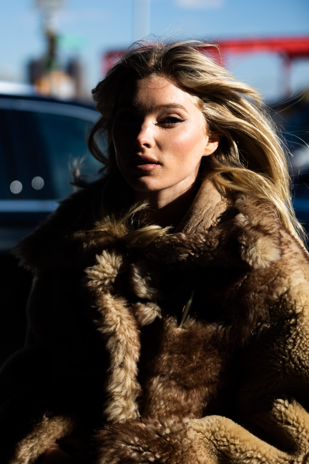 Elsa Hosk Street Style Coach NYFW FW22 - London et Paris