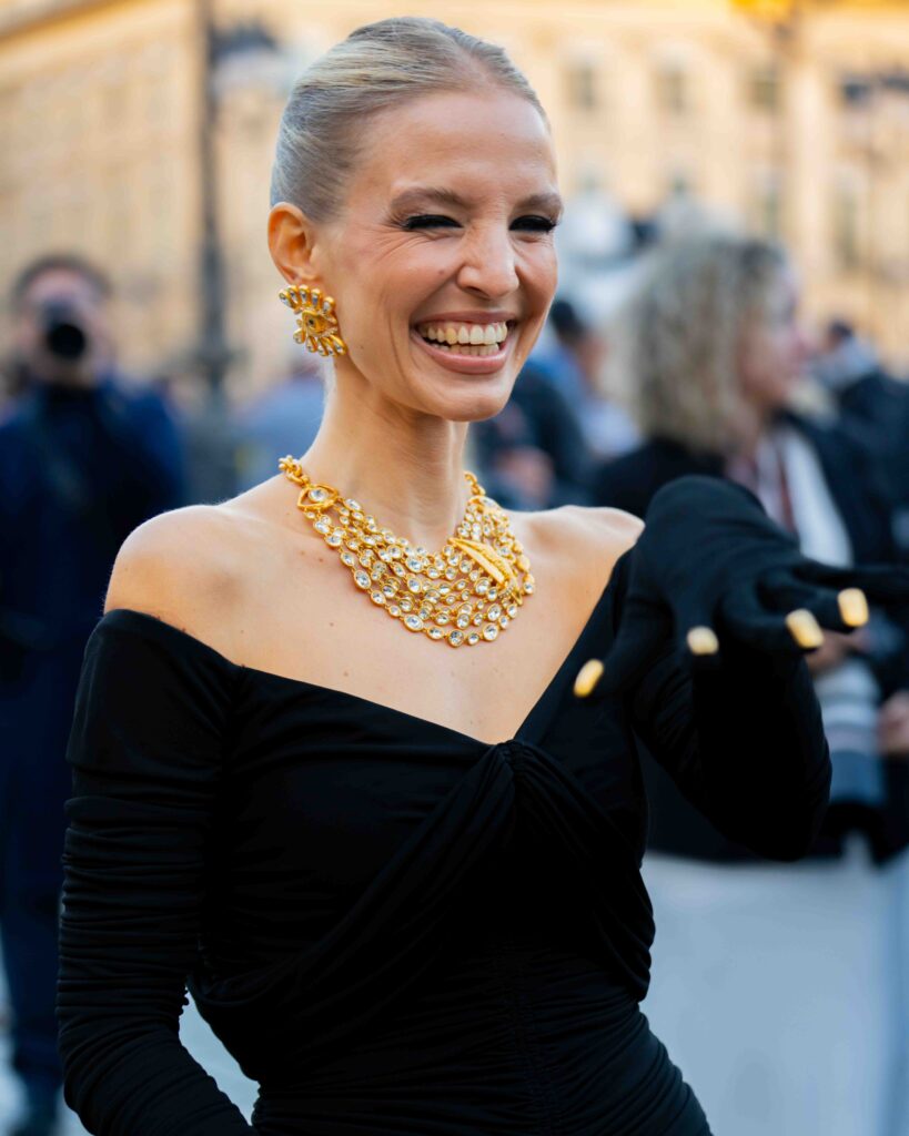 Leonie Hanne Street Style At Schiaparelli SS25 Paris Fashion Week